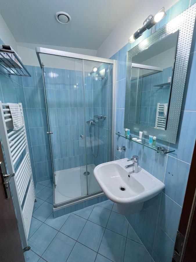 Hotel Apollon Litoměřice Esterno foto