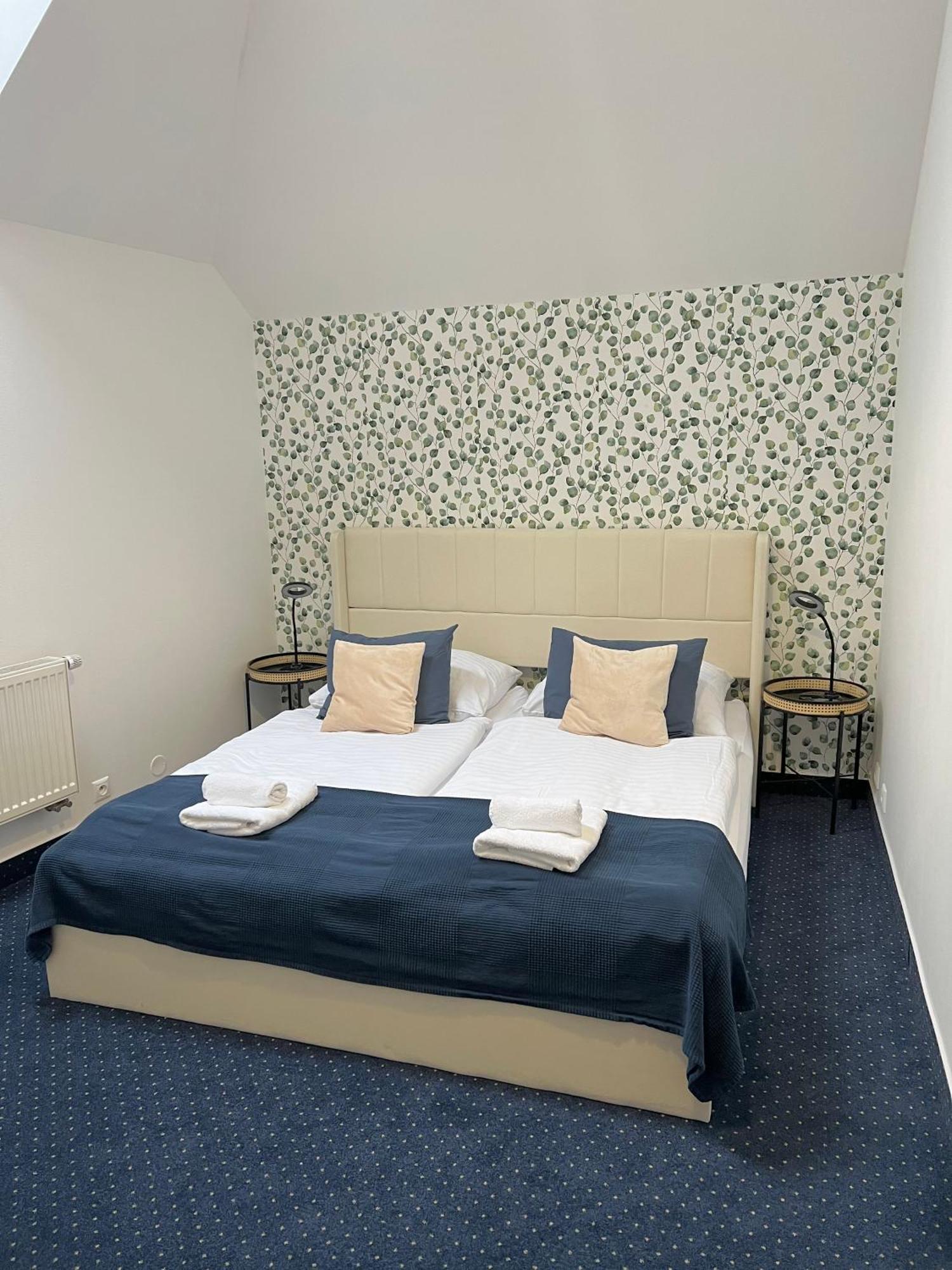 Hotel Apollon Litoměřice Esterno foto