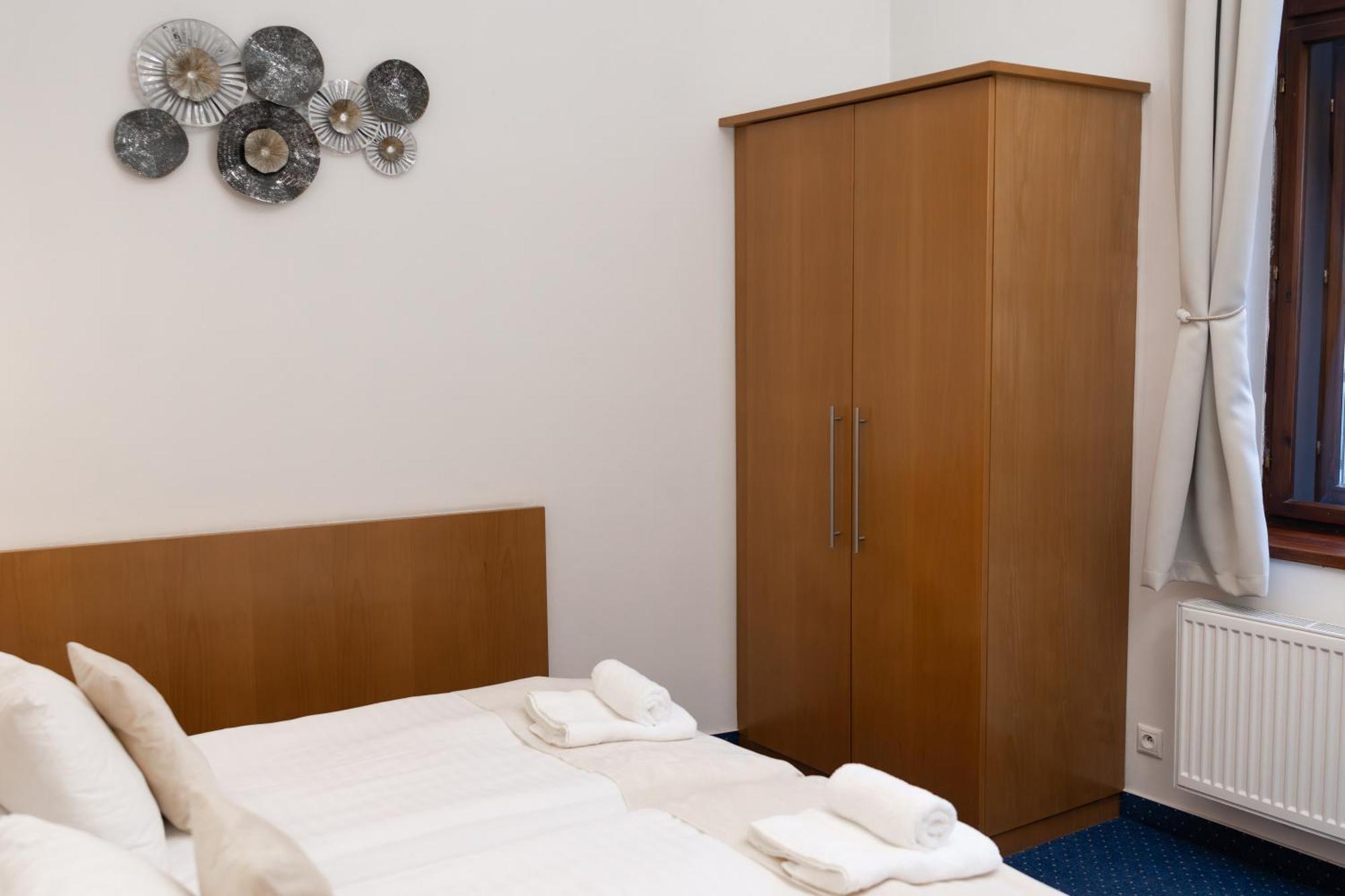 Hotel Apollon Litoměřice Esterno foto